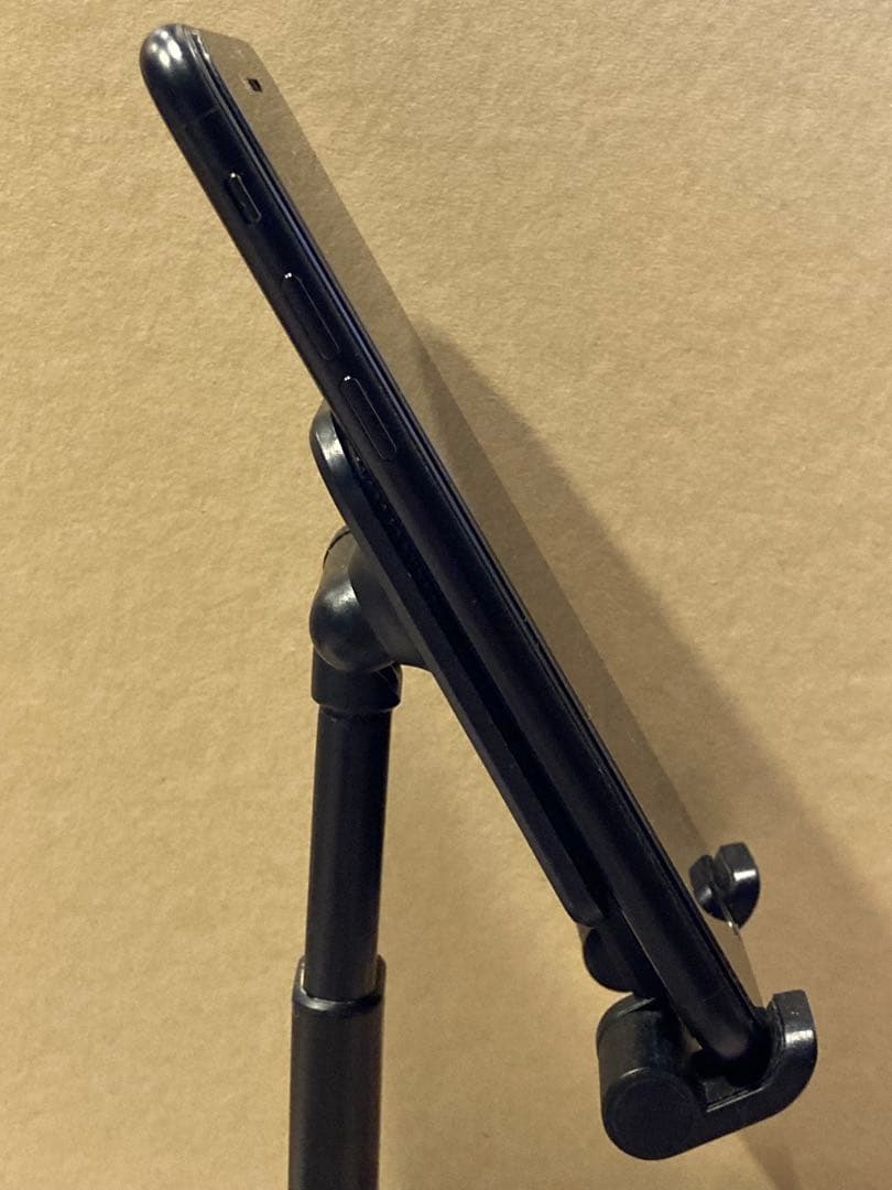 iPhoneSE2 128GB SIMフリー バッテリー新品