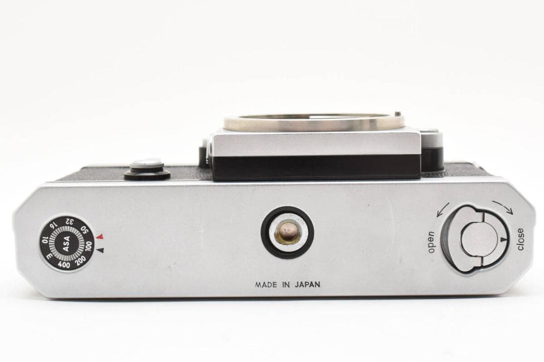 【良品】 Nikon F前期 アイレベル ボディ 658番台フィルムカメラ