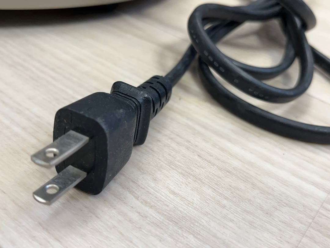 アールシーエス 暖話室 1000型 遠赤外線輻射式パネルヒーター -341-