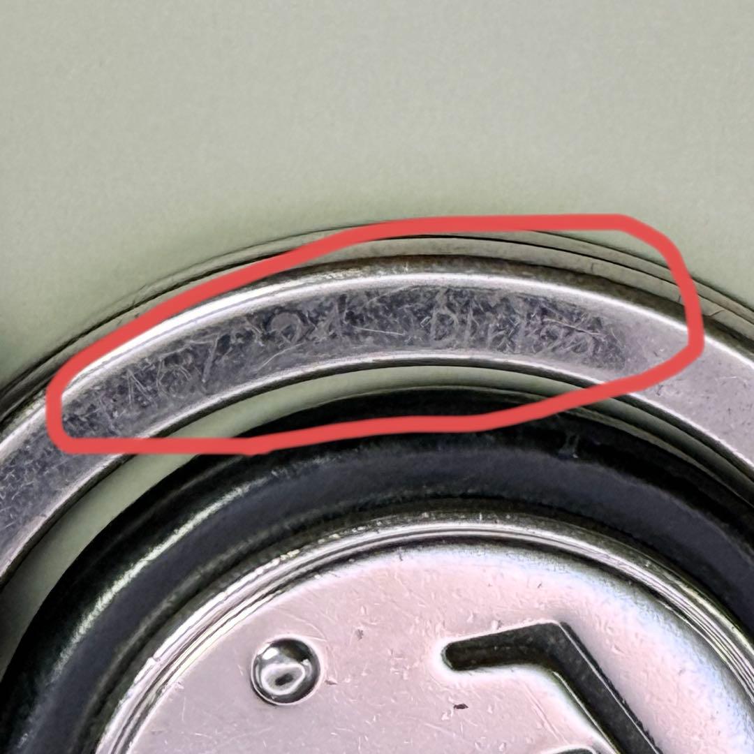 LOUIS VUITTON ダミエキーホルダー