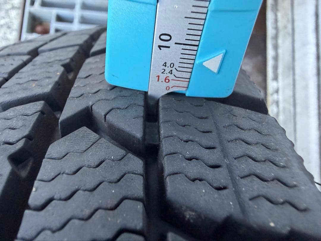 ダンロップ 冬用タイヤ 155/65R14 ×4本 アルミホイール中古