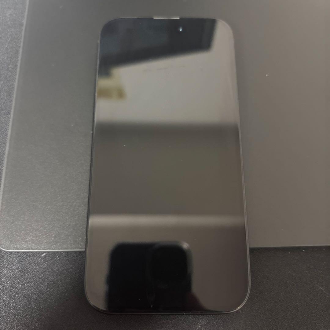 Apple iPhone 15 ブラック本体 128GB SIMフリー