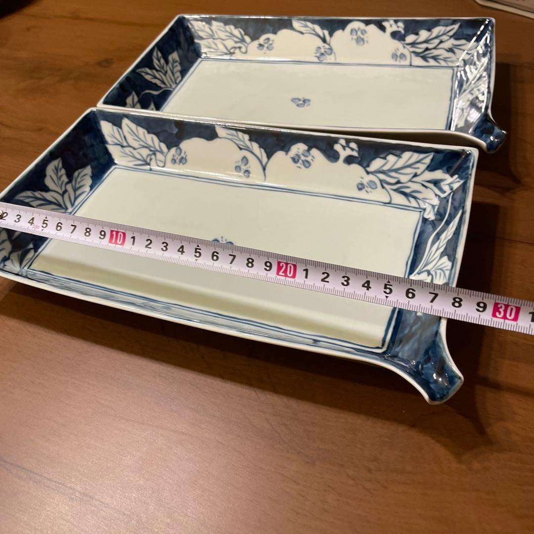 有田焼　限定品　超希少な陶祥窯　白と青の花柄陶器皿2枚セット4品