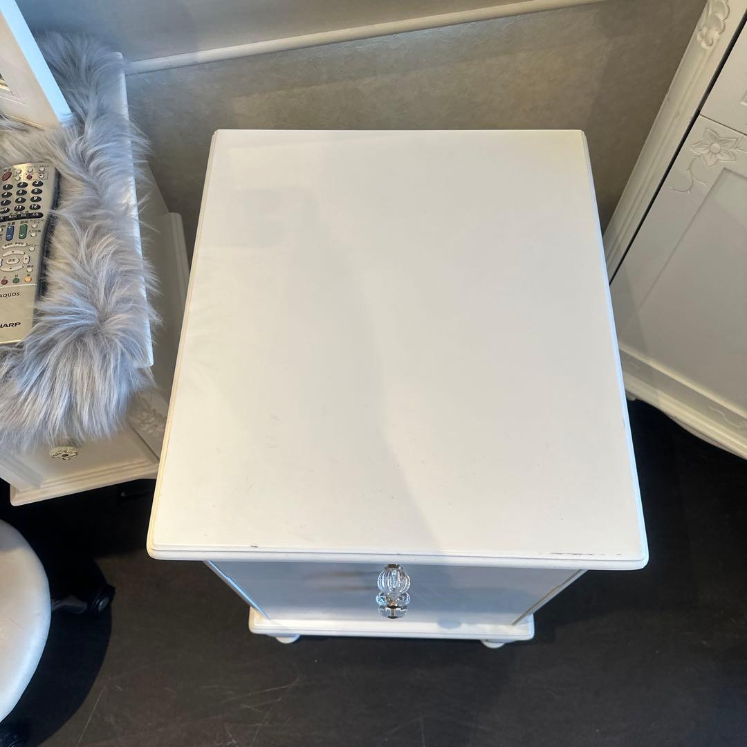 お値引き価格❣️ホワイトチェスト 3段引き出し