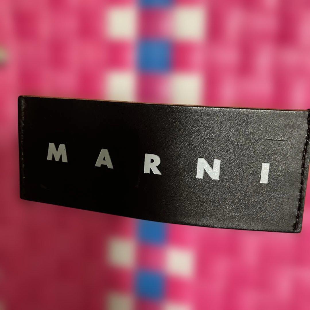 【メルカリ最安値】マルニ marni カフェフラワーバッグ　かごバック　ピンク