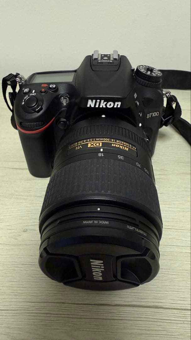 Nikon D7100 デジタル一眼レフ カメラ