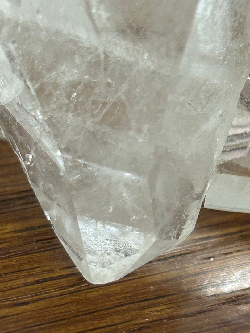 ブラジル産 トーマスレムリアン ― 光を宿すレムリアンポイント ―