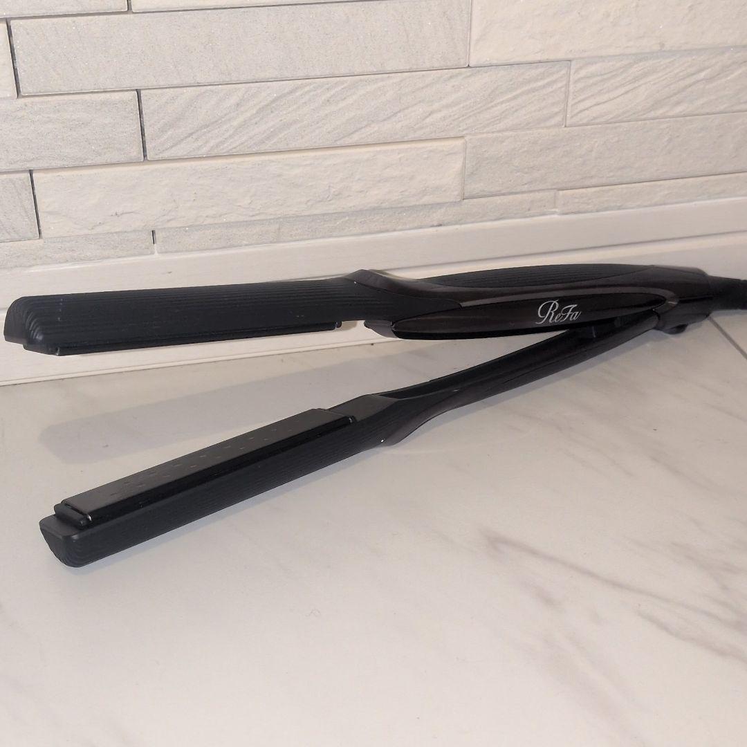 Refa ストレートアイロン Pro 2023年 RE-AT-03A スタンド付