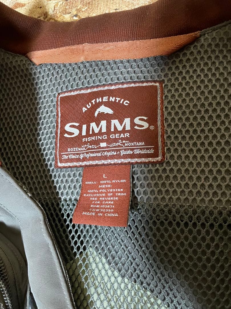 SIMMS フィッシングベスト Lサイズ