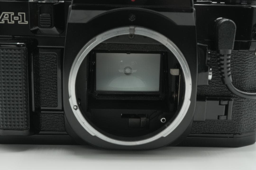 【美品・完動品】Canon A-1 ブラックボディ フィルム一眼レフカメラ