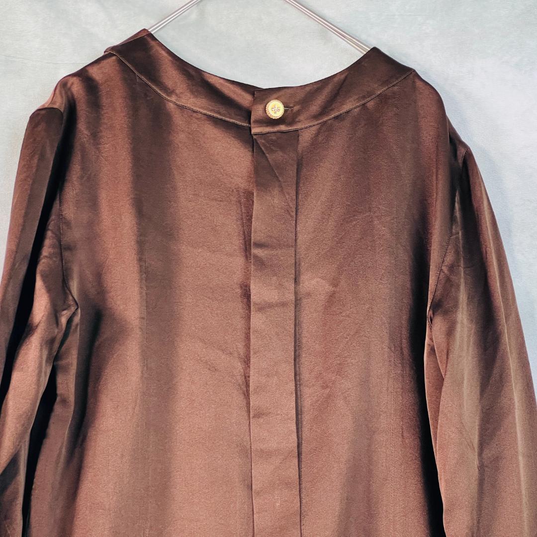 【シャネル】ブラウス　シルク100％　美品　ココボタン　クローバーボタン　M