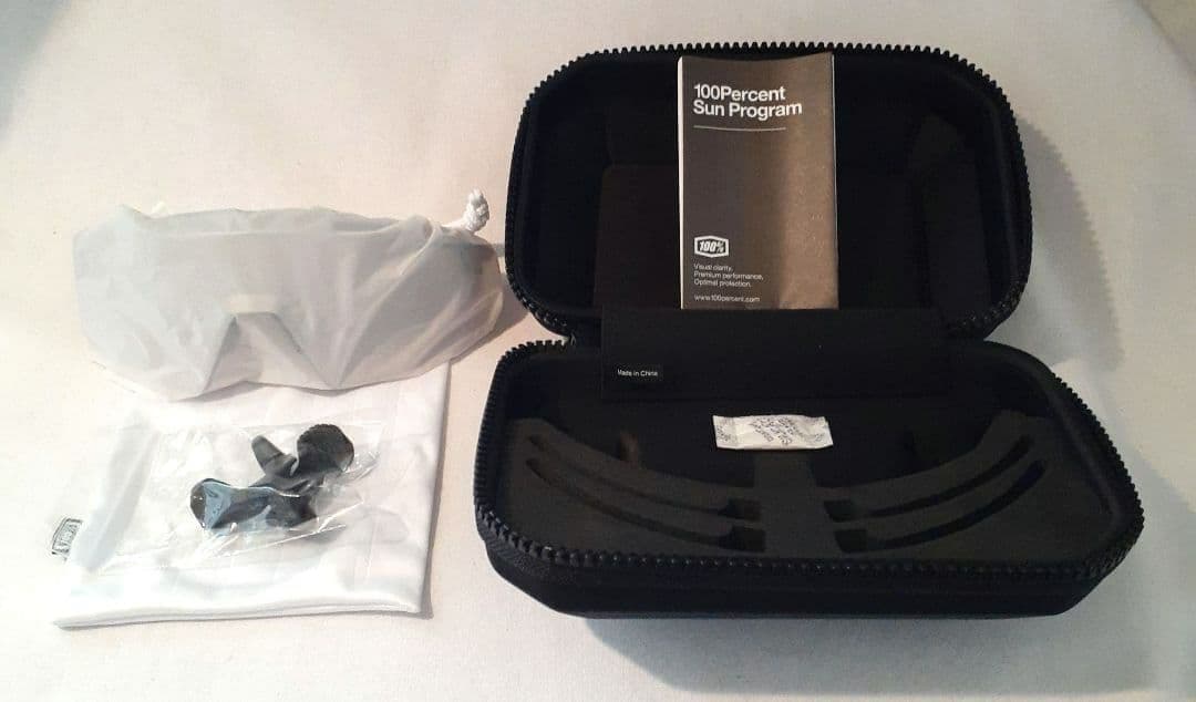 100% Aerocraft ブラック クロム ワンハンドレッド サングラス