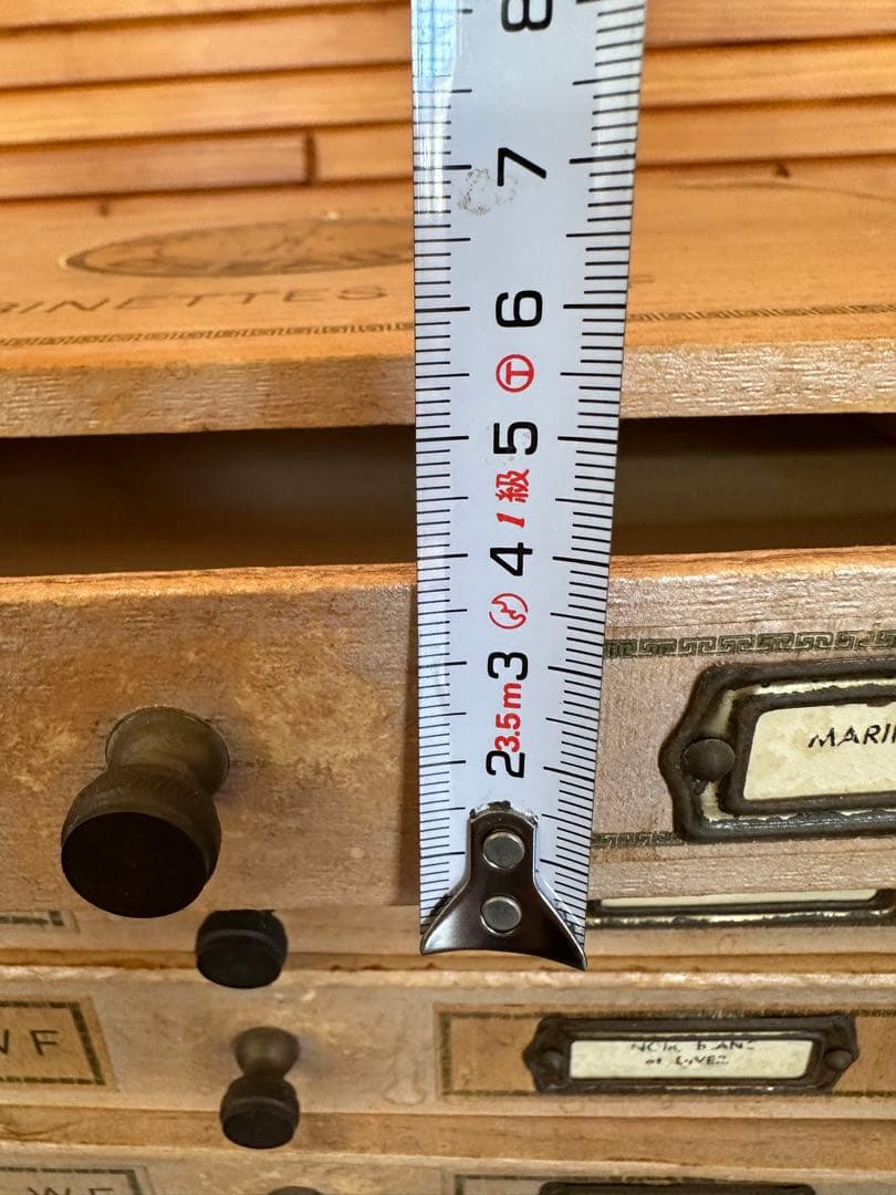 フランスアンティーク 昔の手芸屋さんのディスプレイ棚スプールキャビネット