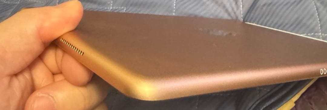 ipad 第7世代　32GB 箱・ケーブル・アダプタ付