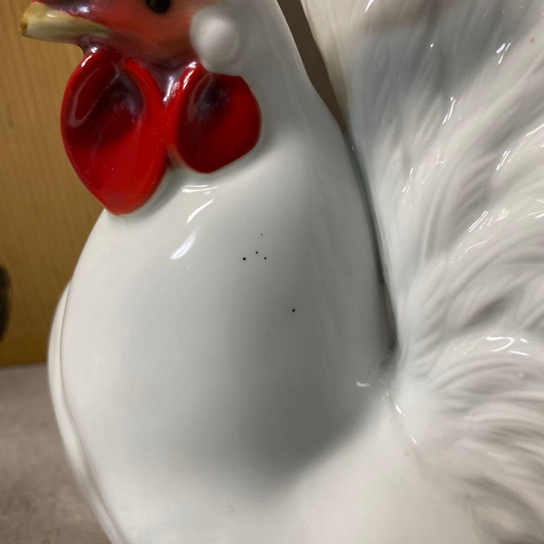 有田焼　在銘　勝山作　白磁鶏置物