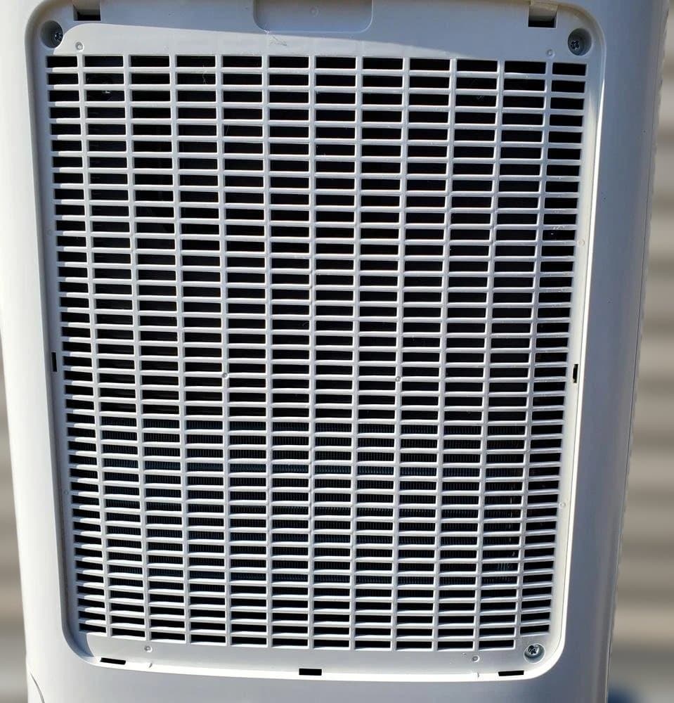 C151　美品！SHARP　衣類乾燥除湿機　CV-SH150　2024年製