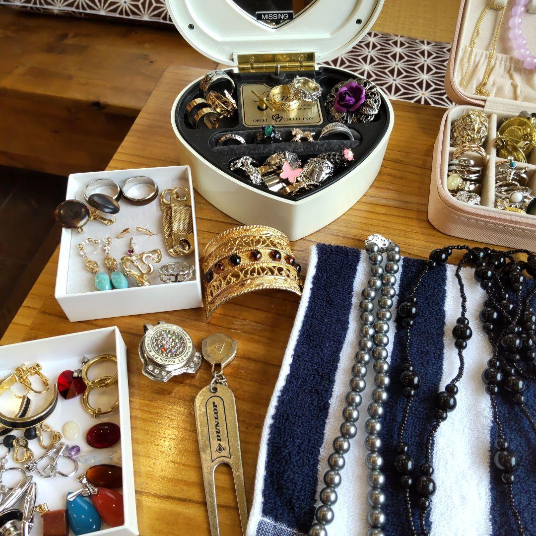 遺品整理　生前整理品　アクセサリーセット