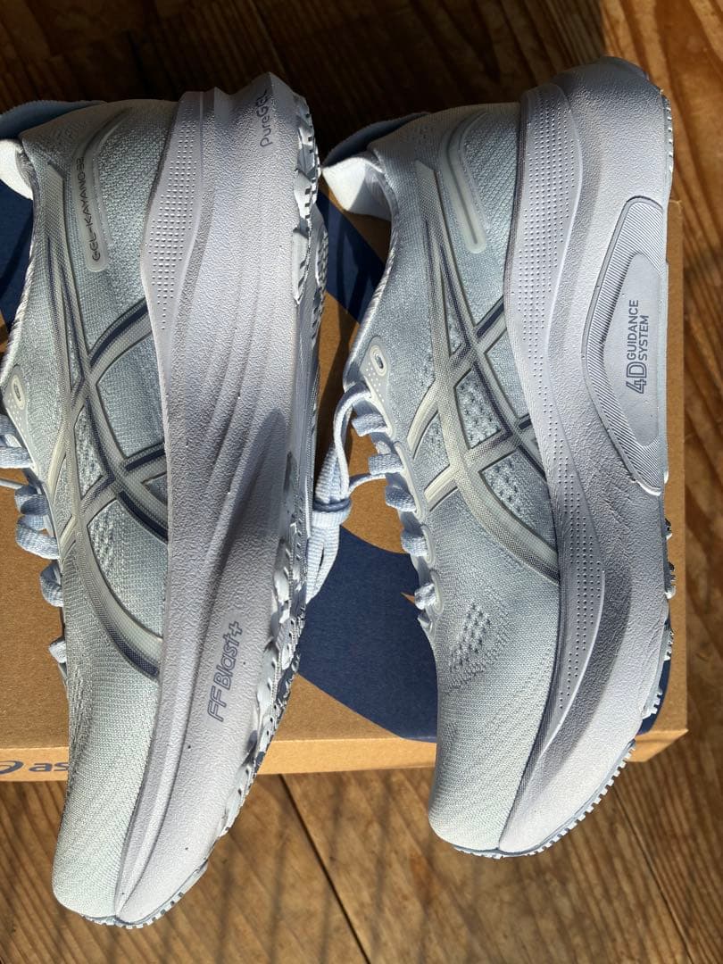 アシックス　GEL KAYANO 32