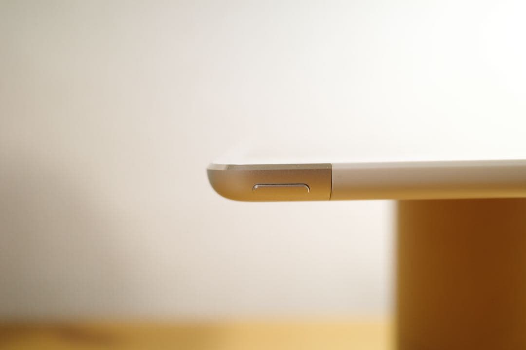 iPad mini3 Wi-Fi+Cellular 128GB シルバー