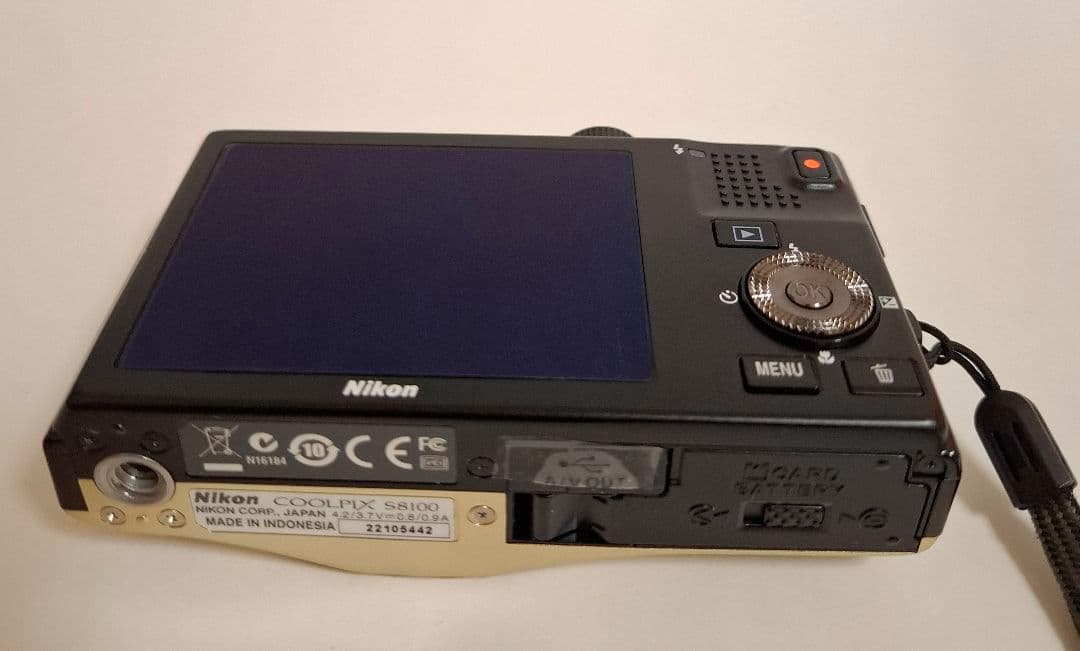 [美品]NIKON クールピックス COOLPIX S8100 デジタルカメラ