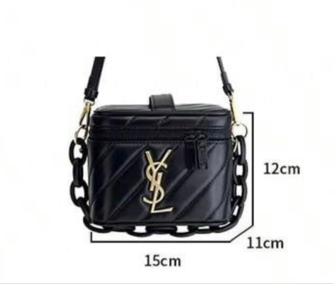 Yves Saint Laurent ブラックショルダーバッグ　バニティポーチ