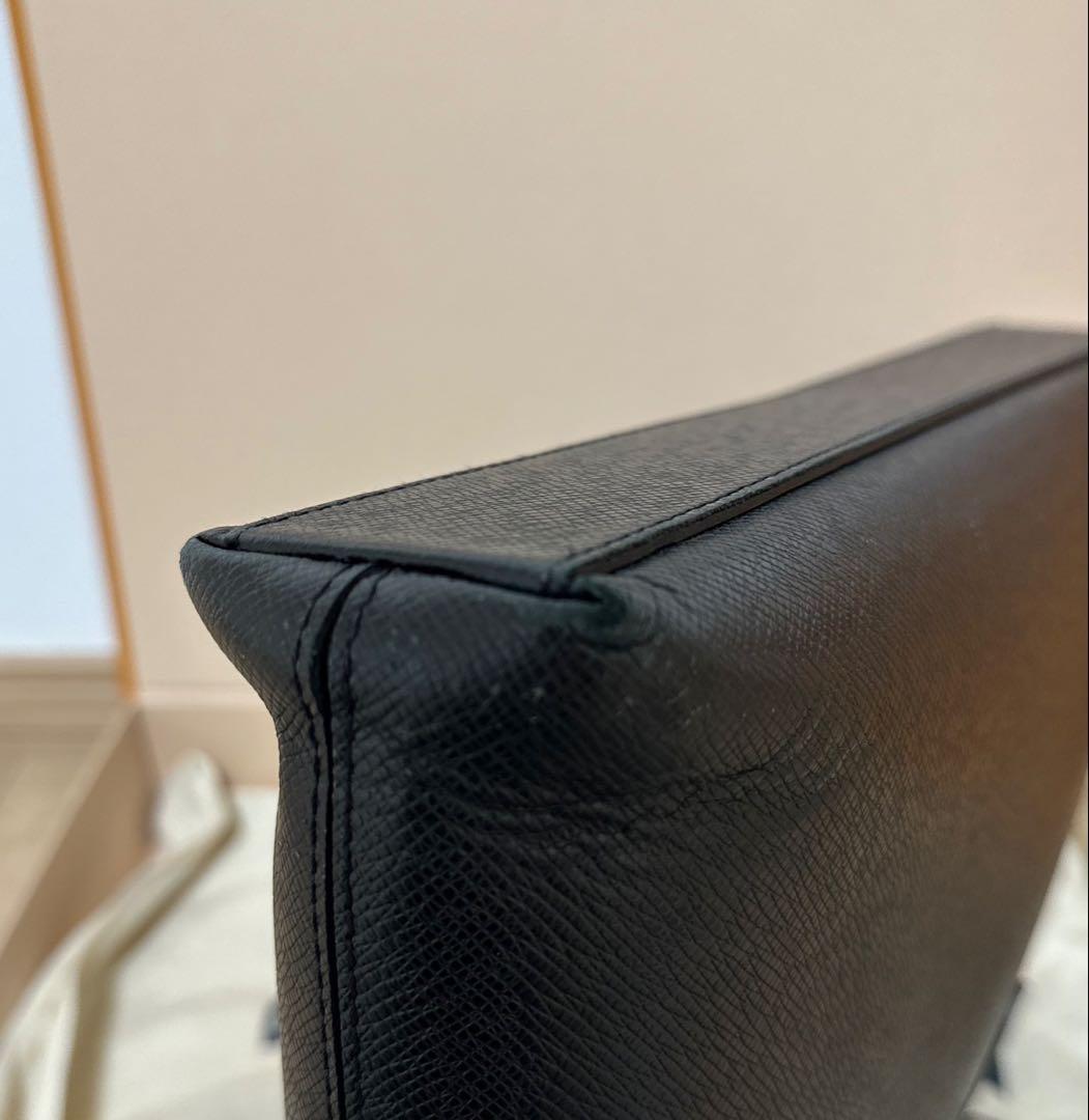 LOUIS VUITTON ルイヴィトン タイガ アントン ブリーフケース