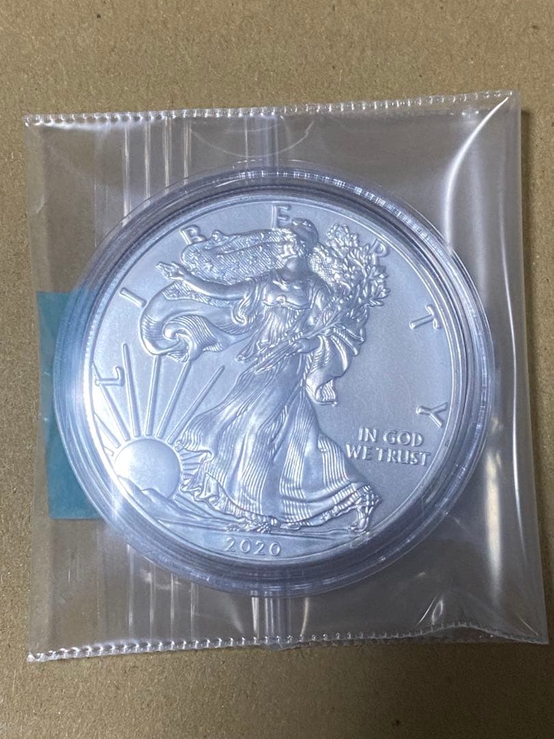 2020年 アメリカ イーグル銀貨 1オンス(純銀) カプセル付き