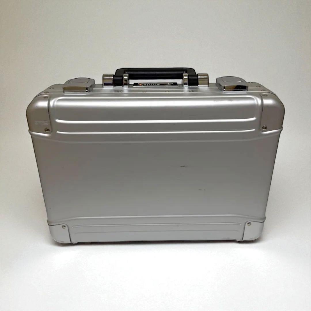 【最終価格】ゼロハリバートン　アルミ アタッシュケース　 シルバー　完売品