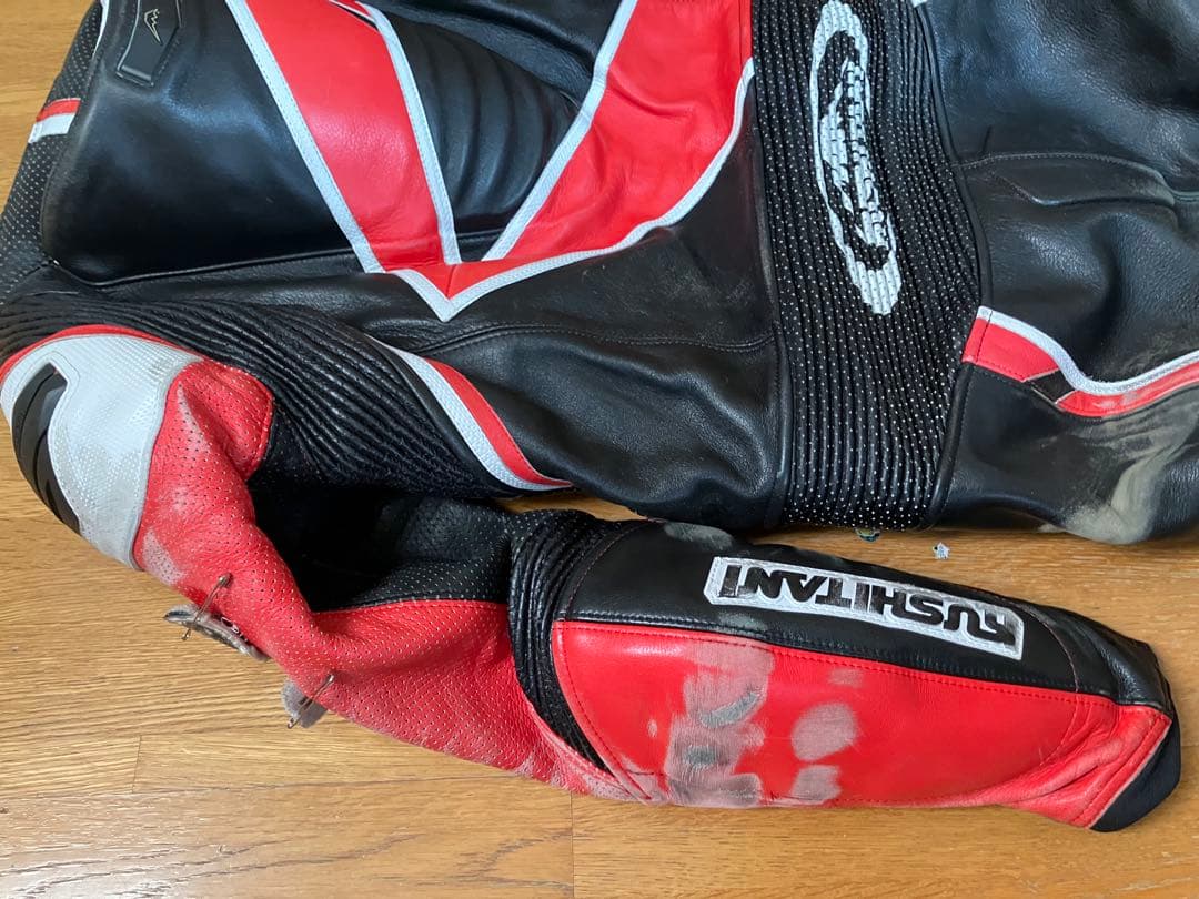 クシタニ　革ツナギ Kサルトスーツ　ジャンク　バイクジャケット　レーシングスーツ