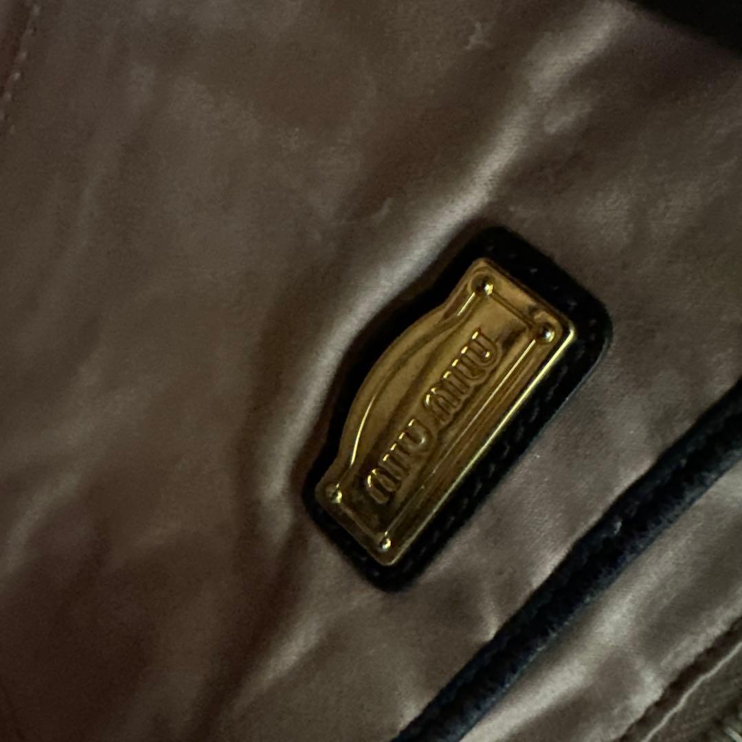 miumiu ハンドバック