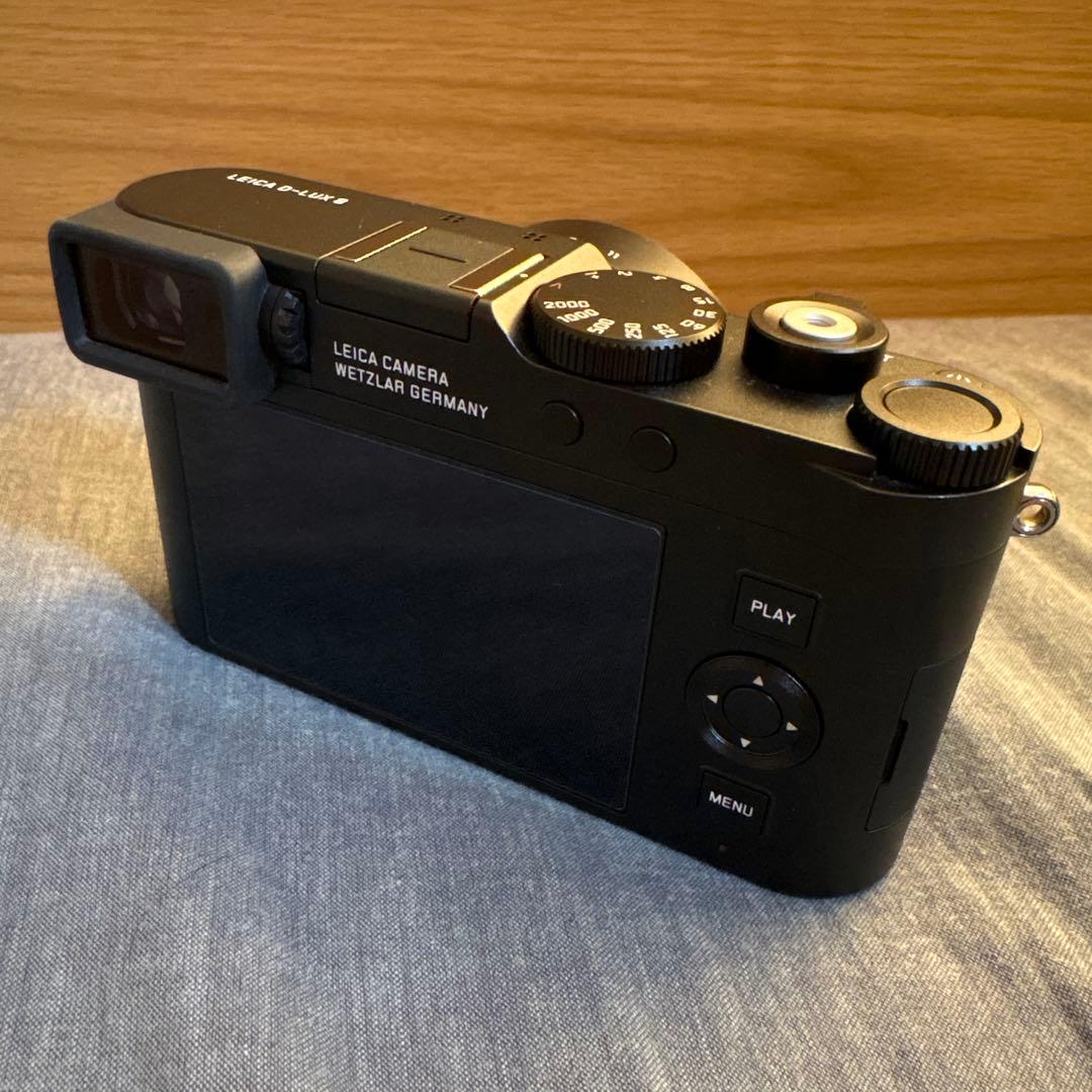 LEICA D-LUX8 中古