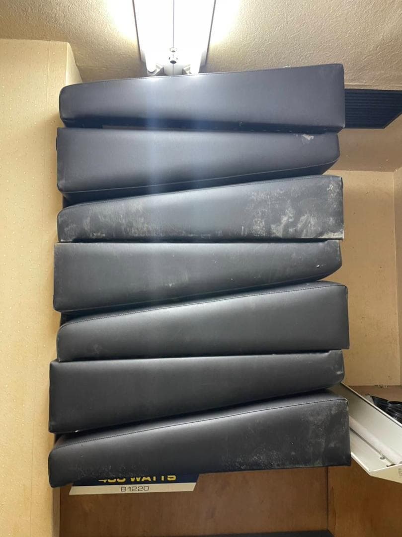 ローソファ7台　店舗用品