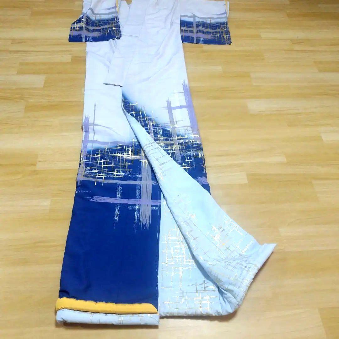 日本舞踊用衣装 明るいグレー地 青金 グラデーション　裾引き