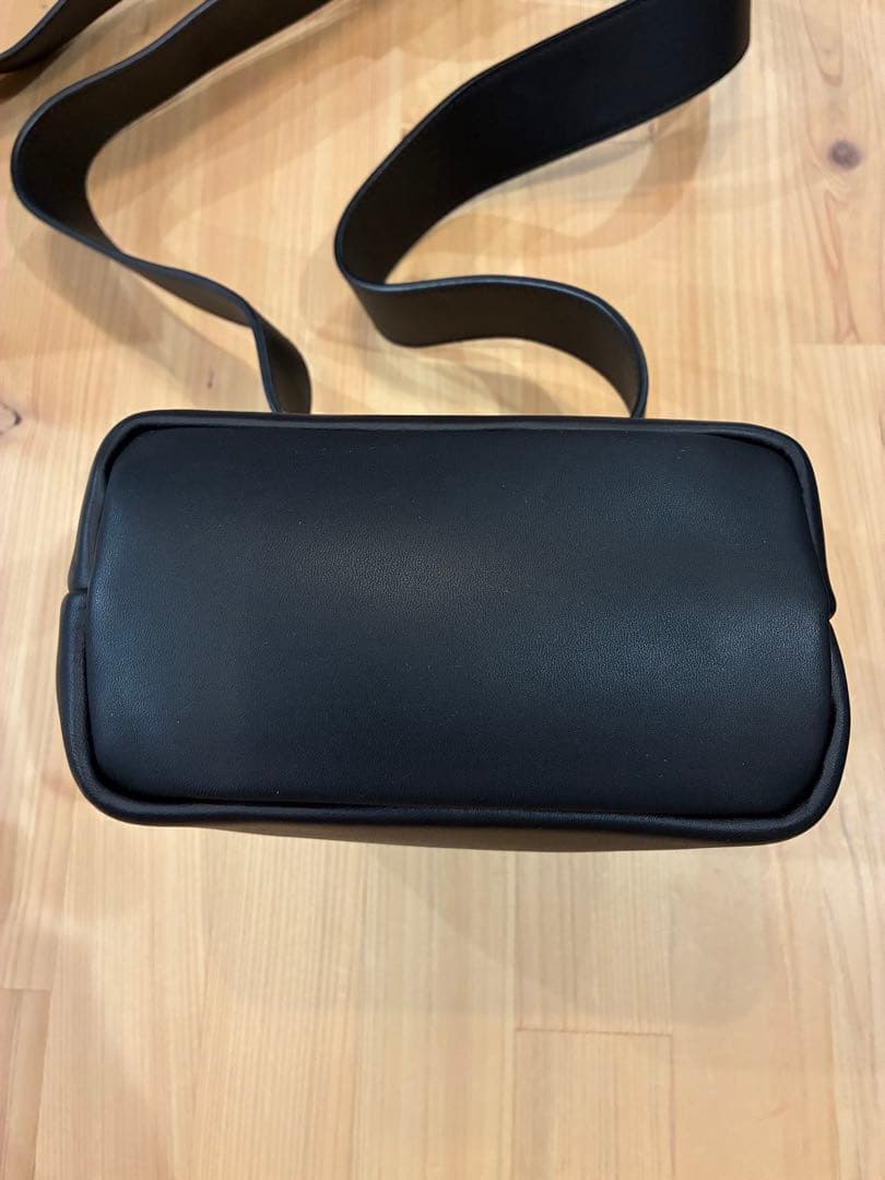 OSOI MINI BROT ショルダーバッグ