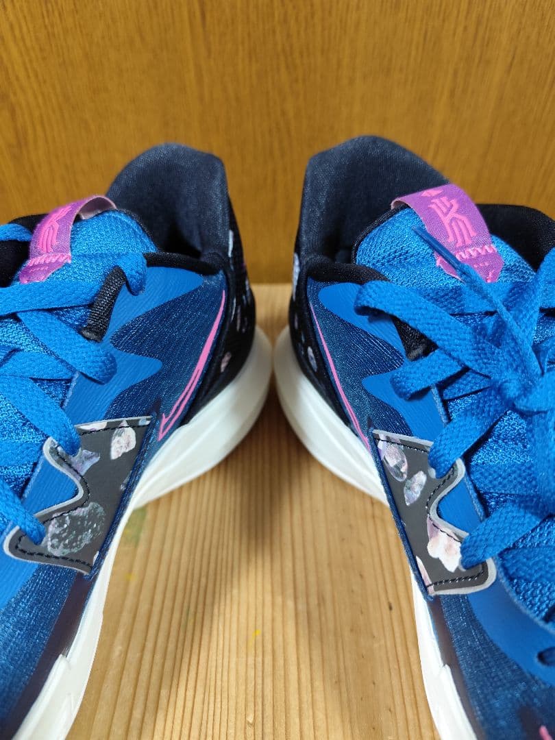 Nike Kyrie Low 5　ナイキ　カイリーロー5　27.0cm