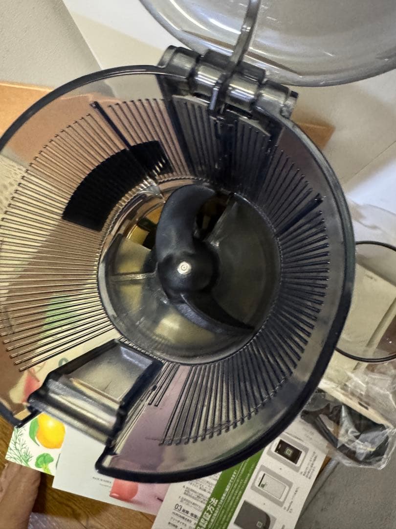 Hurom ジューサー ホワイト スロージューサー H310A ホワイト 美品