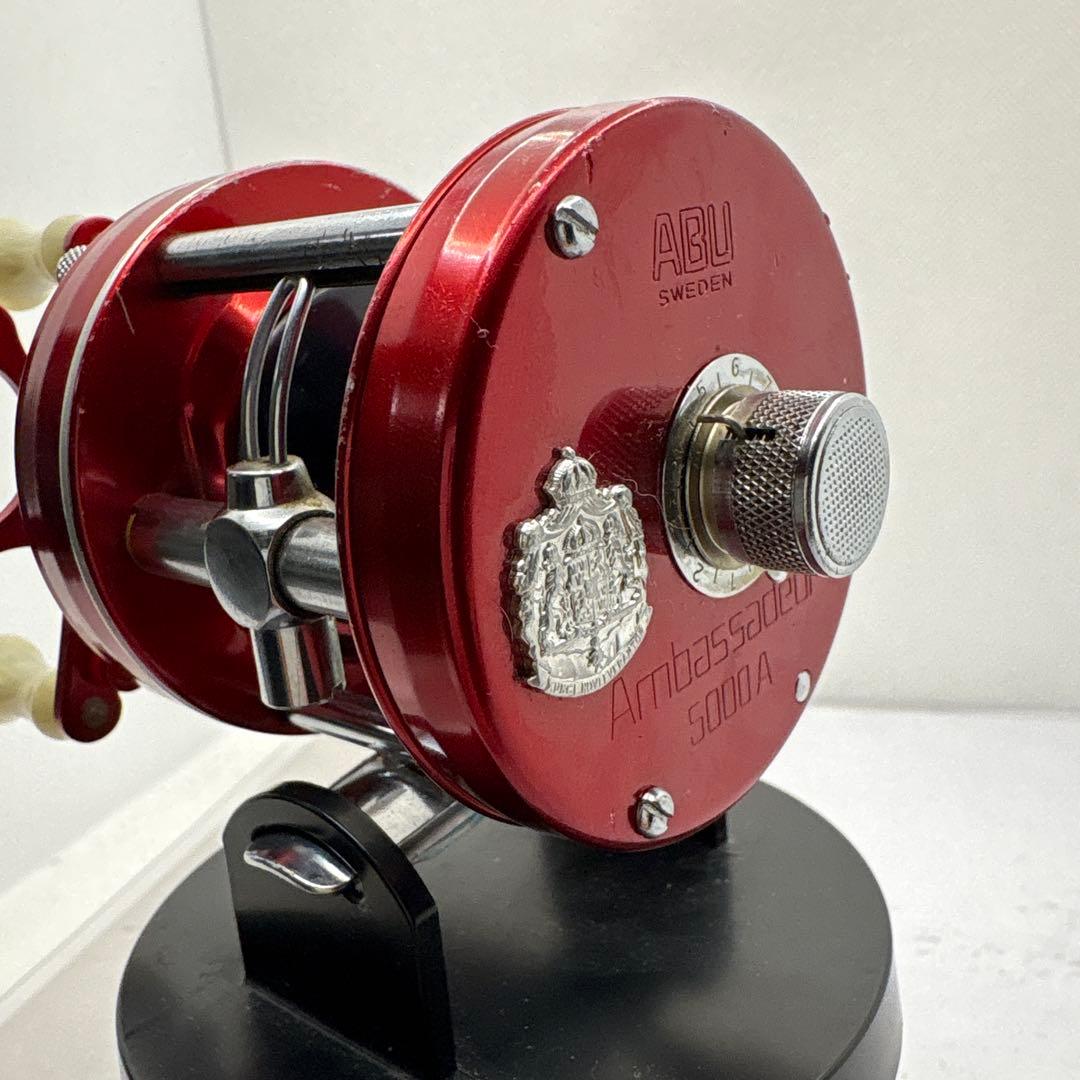 ABU Ambassadeur 5000A レッド