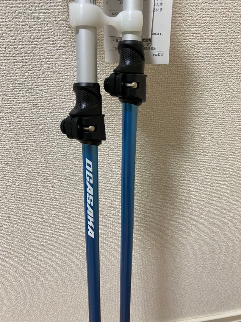 ⭐︎新品・未使用品　OGASAKA スキー ストック ブラック/ホワイト/ブルー