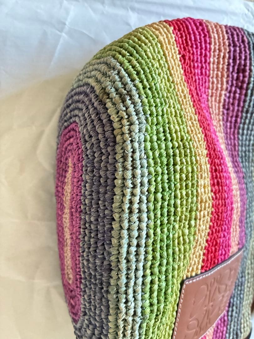 ロエベ　レインボーショルダーバッグ　カゴバッグ