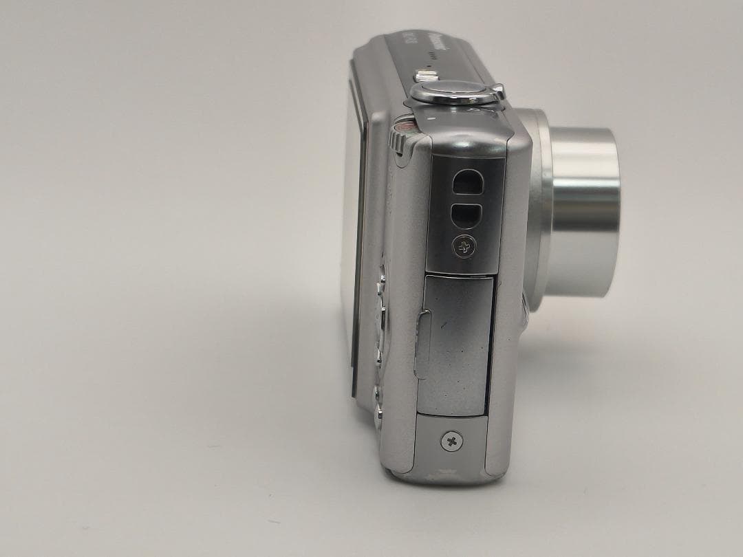 【美品・完品】Panasonic LUMIX DMC-FX30 純正電池3個付