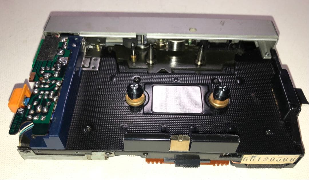 ボコボコに負けないで輝く⭐️TPS-L2 ソニー初代ウォークマン可動品J