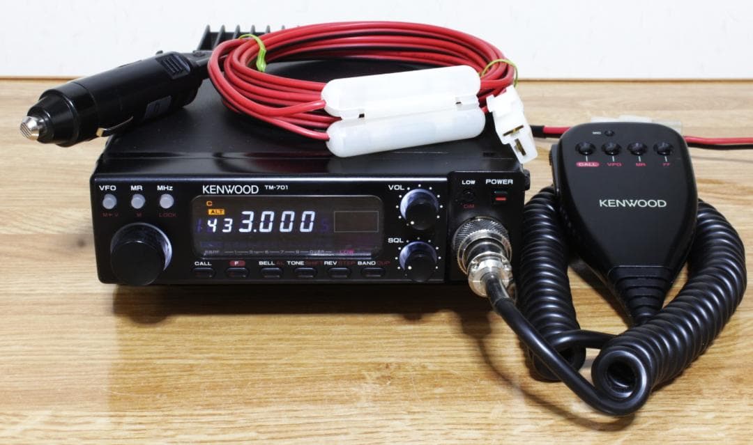 ◆KENWOOD 144/430MHz FMトランシーバーTM-701S【01】