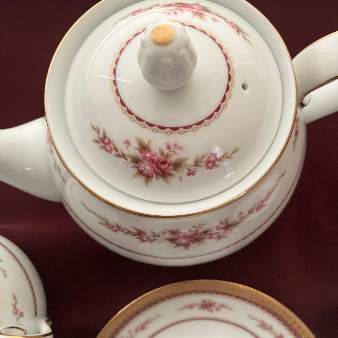 値下げしました。美品ノリタケの花柄デザイン食器セット5人分