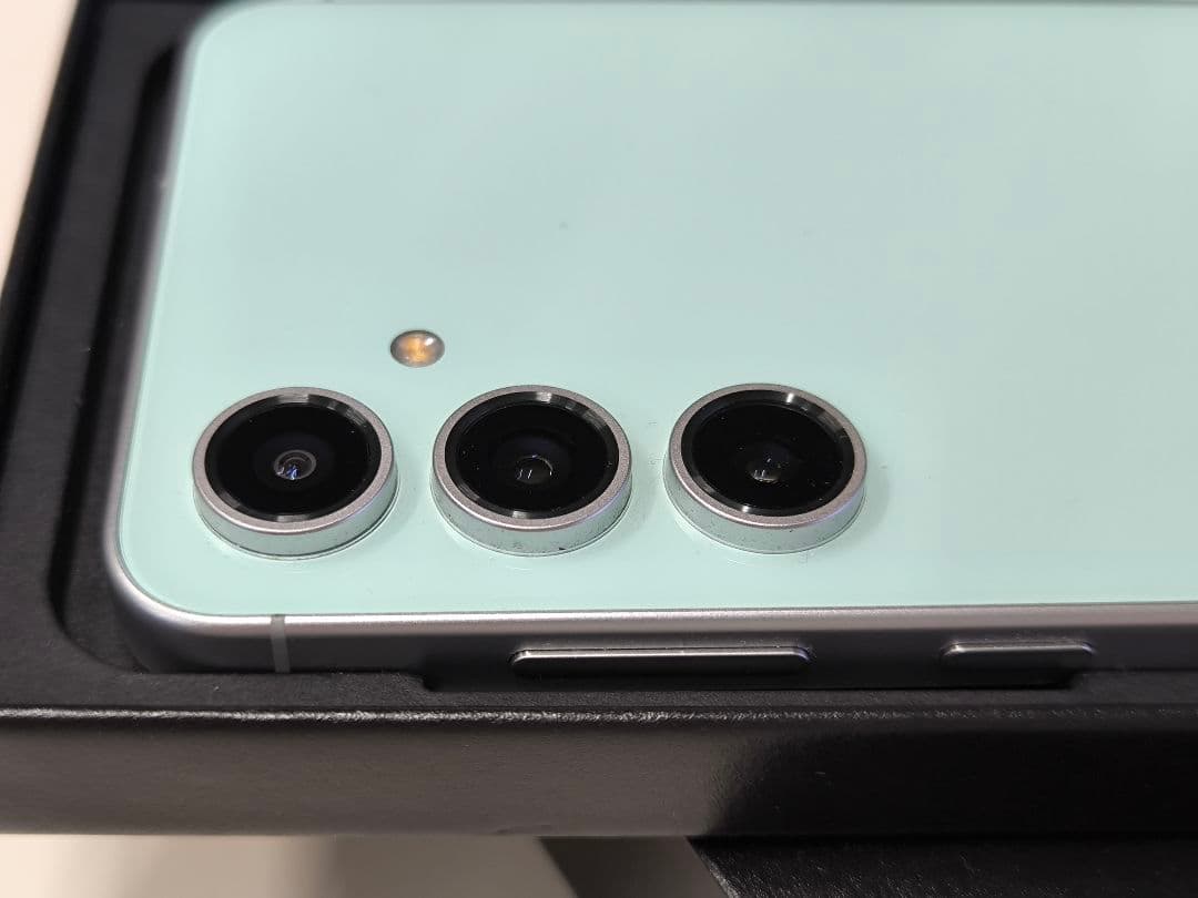 公式ストア購入　SIMフリー　Galaxy S24 FE ミント　美品！