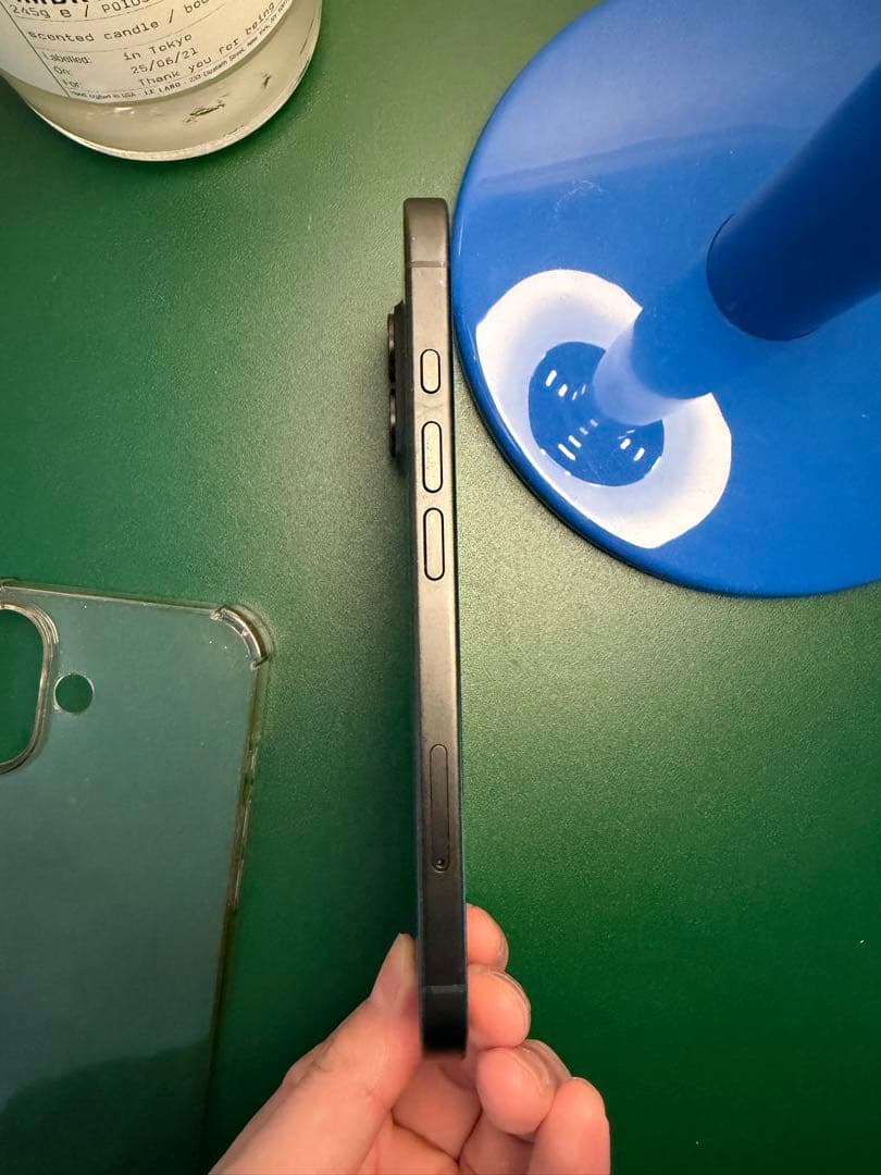 iPhone16 256GB ブラック SIMフリー バッテリー93%
