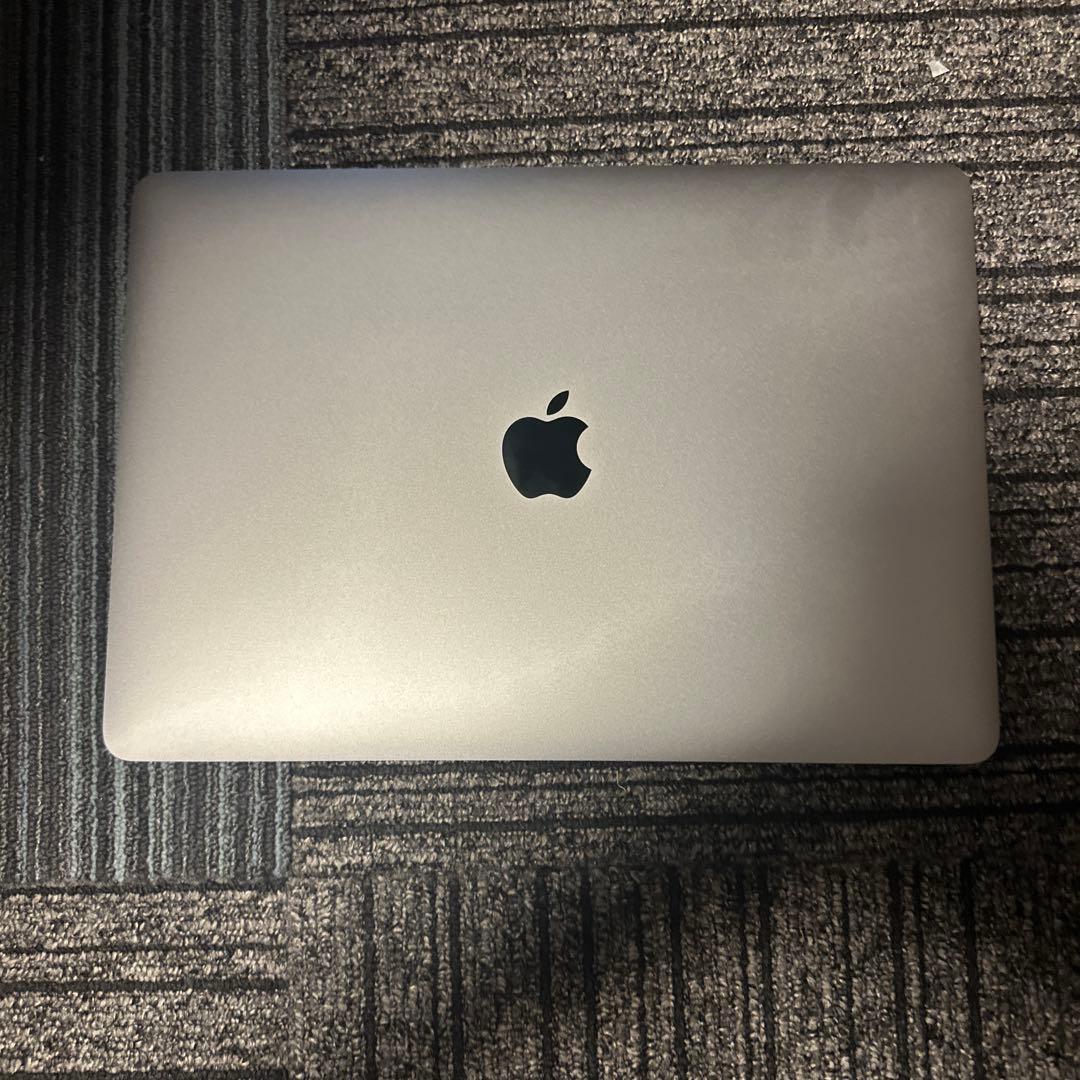 MacBook Air 13インチ A2179 i7 16GB 512GB 14