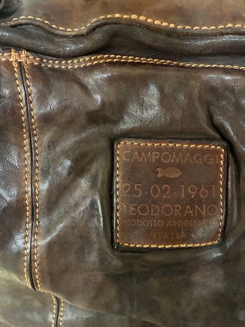⭐︎カンポマッジCAMPOMAGGI/牛革レザーショルダーバッグ