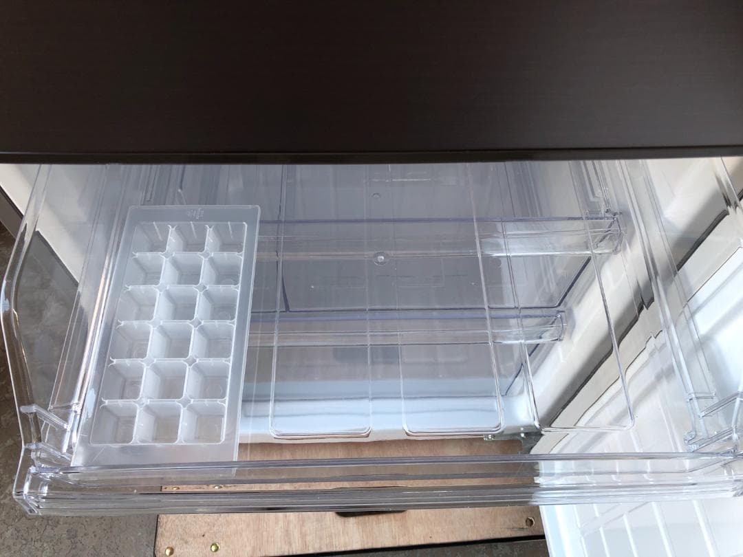 SHARP　冷蔵庫　SJ-PD27C-T　2017年製