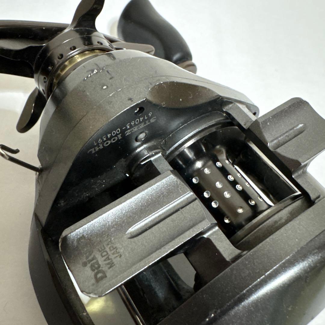 ダイワ スティーズ 100HL STEEZ 釣具　リール　ルアー