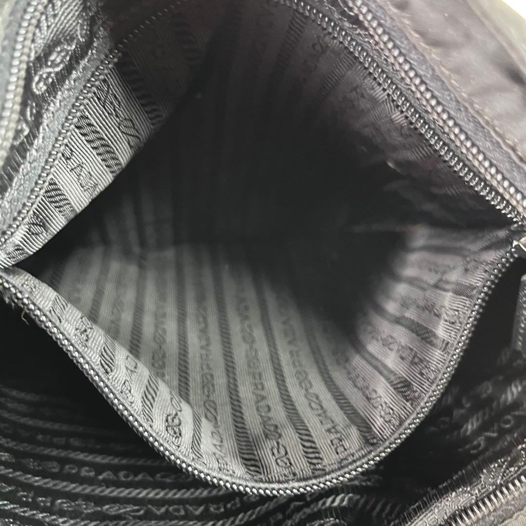 近年モデル PRADA プラダ ショルダーバッグ ナイロン レザー ブラック